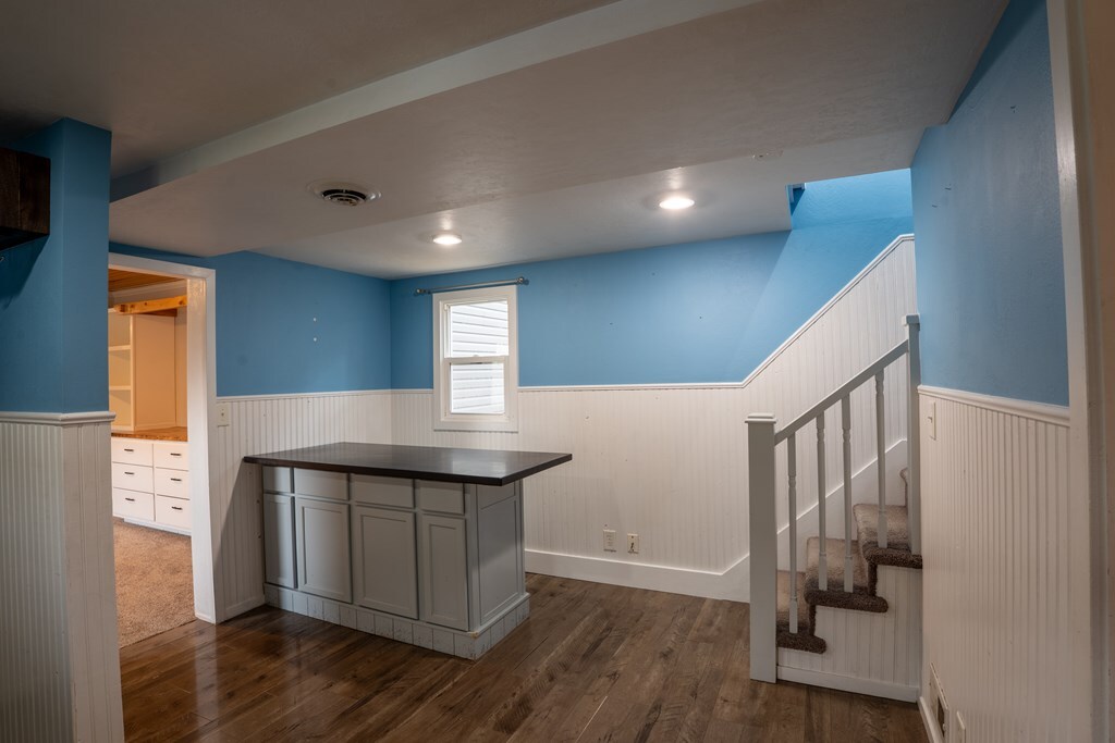 Property Photo: 8631 Co. Rd. 550 OH 45601