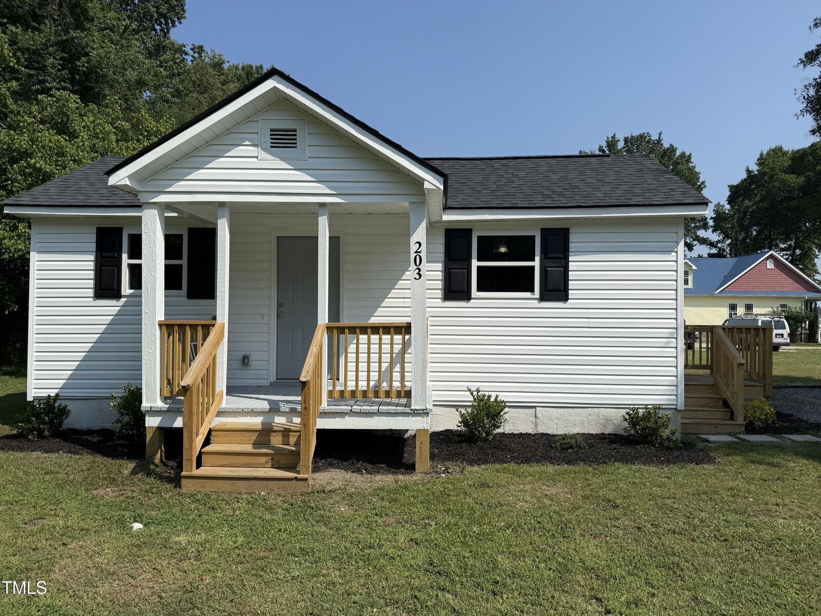 Property Photo: 203 Hope Street NC 28339