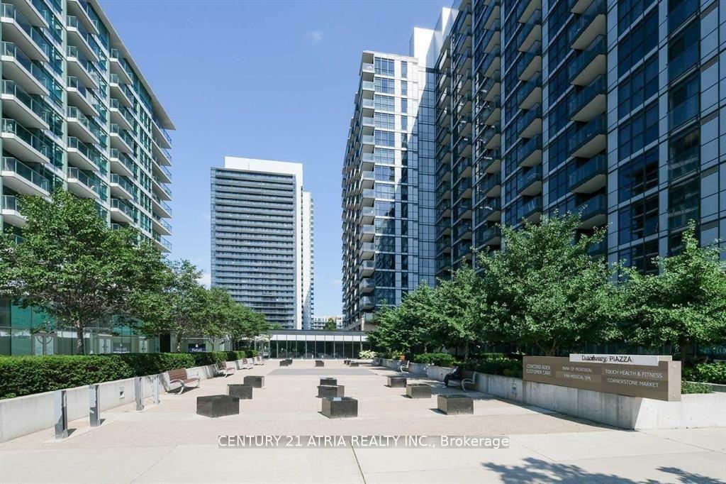 Property Photo: 19 Singer Court 209B ON M2K 0B2
