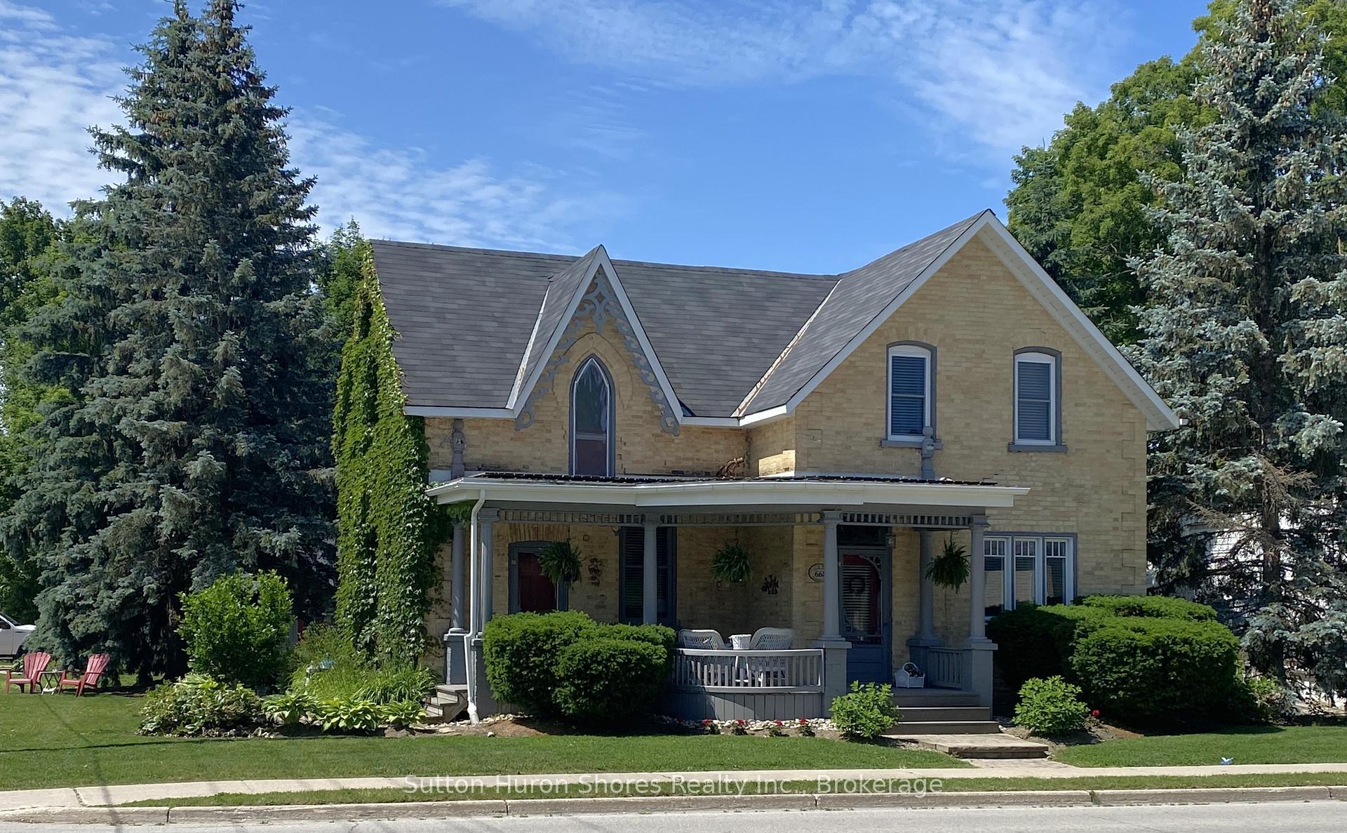 Property Photo: 668 Gustavus Street ON N0H 2C0