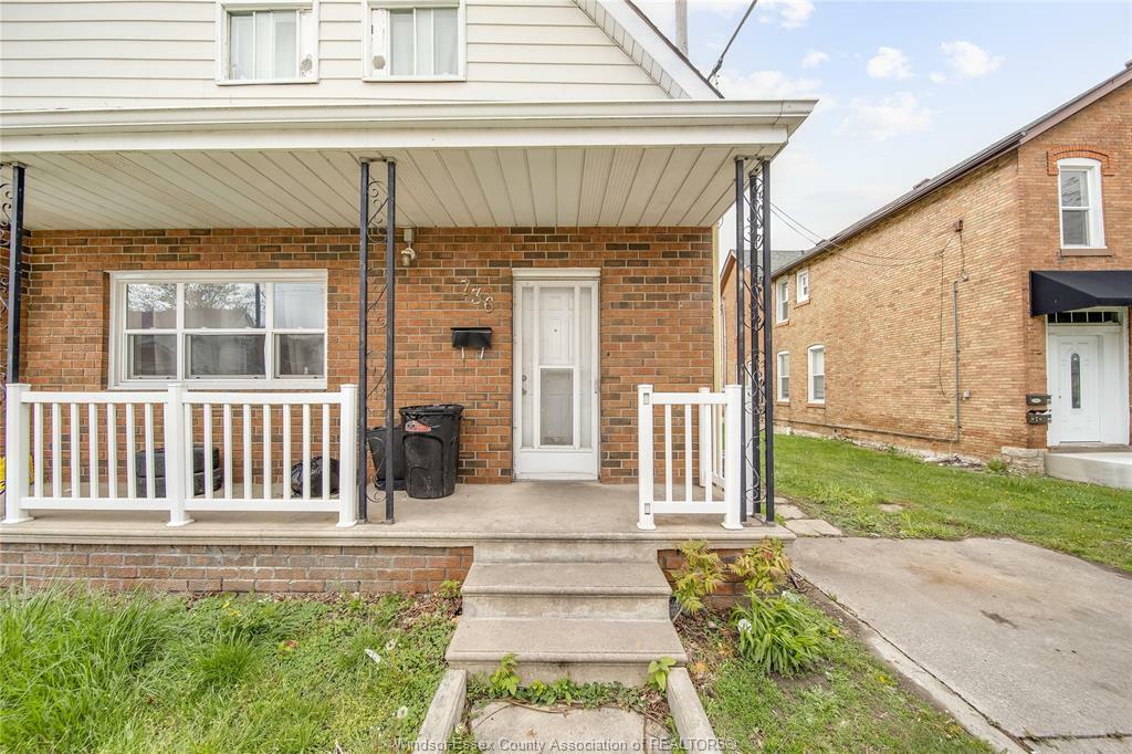 Property Photo: 736 University Avenue ON N9A 2Z7