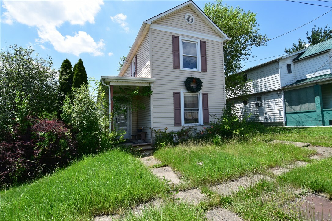 Property Photo: 624 Oregon Ave PA 15074