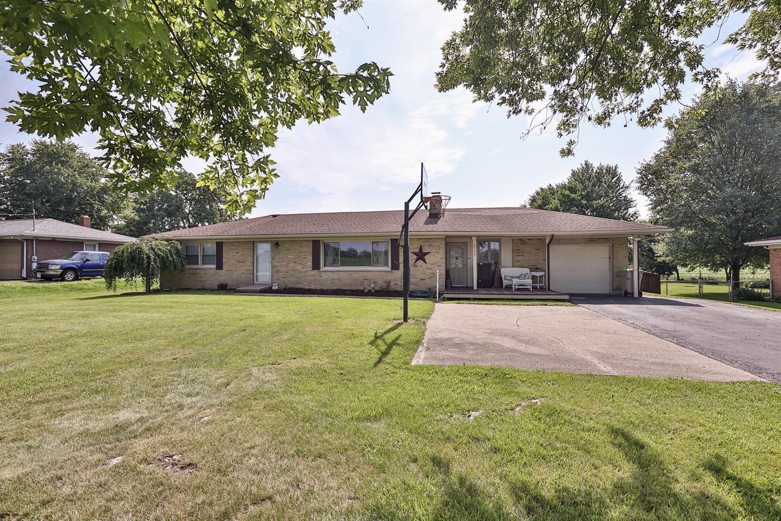 Property Photo:  2536 S Burnett Road  OH 45505 