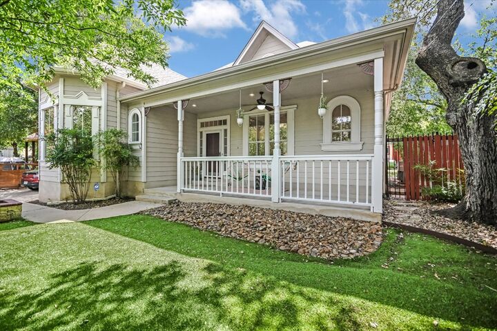 2211 Wilson Street  Austin TX 78704 photo