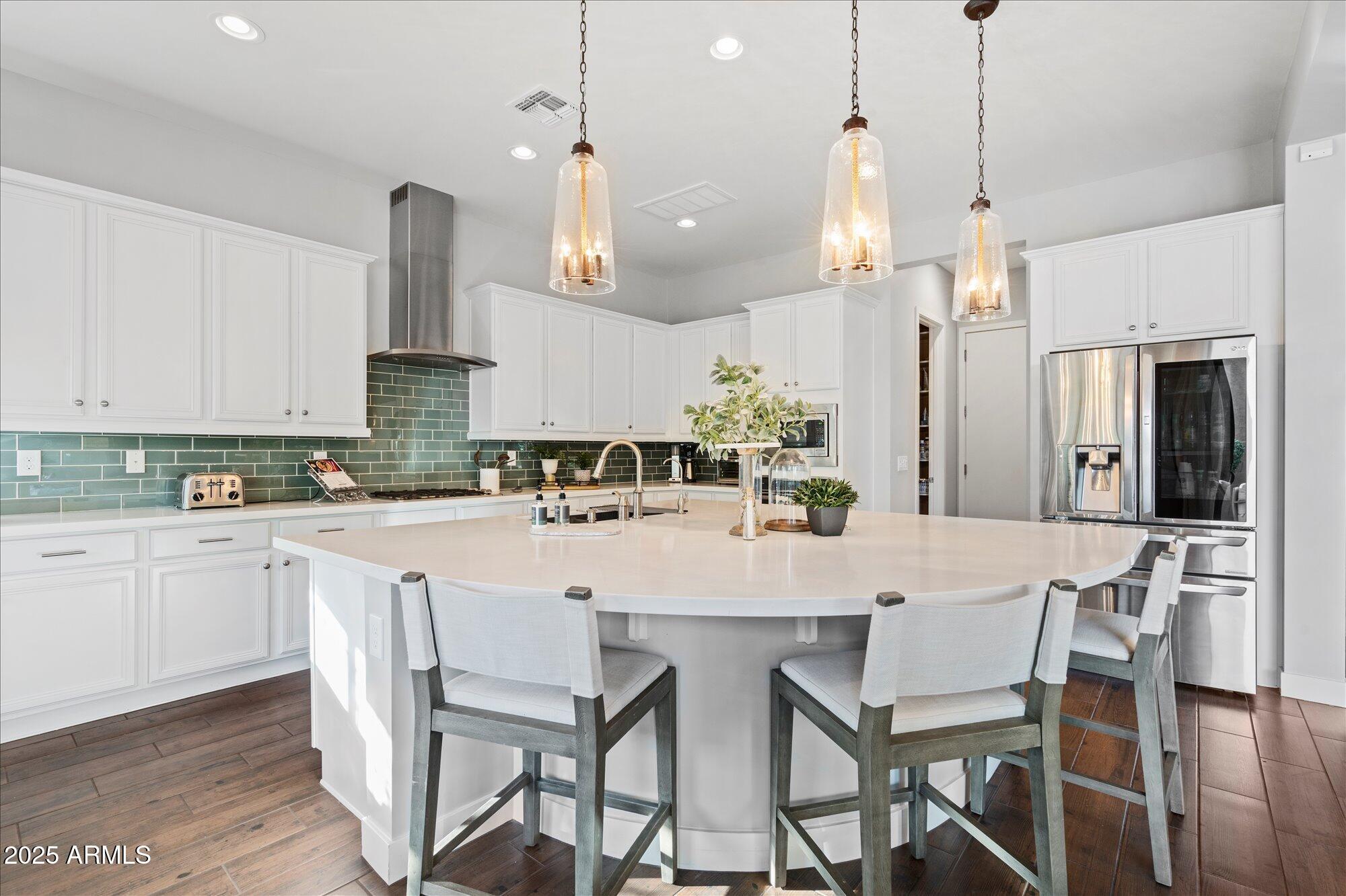 Property Photo: 4615 E Navigator Lane AZ 85050