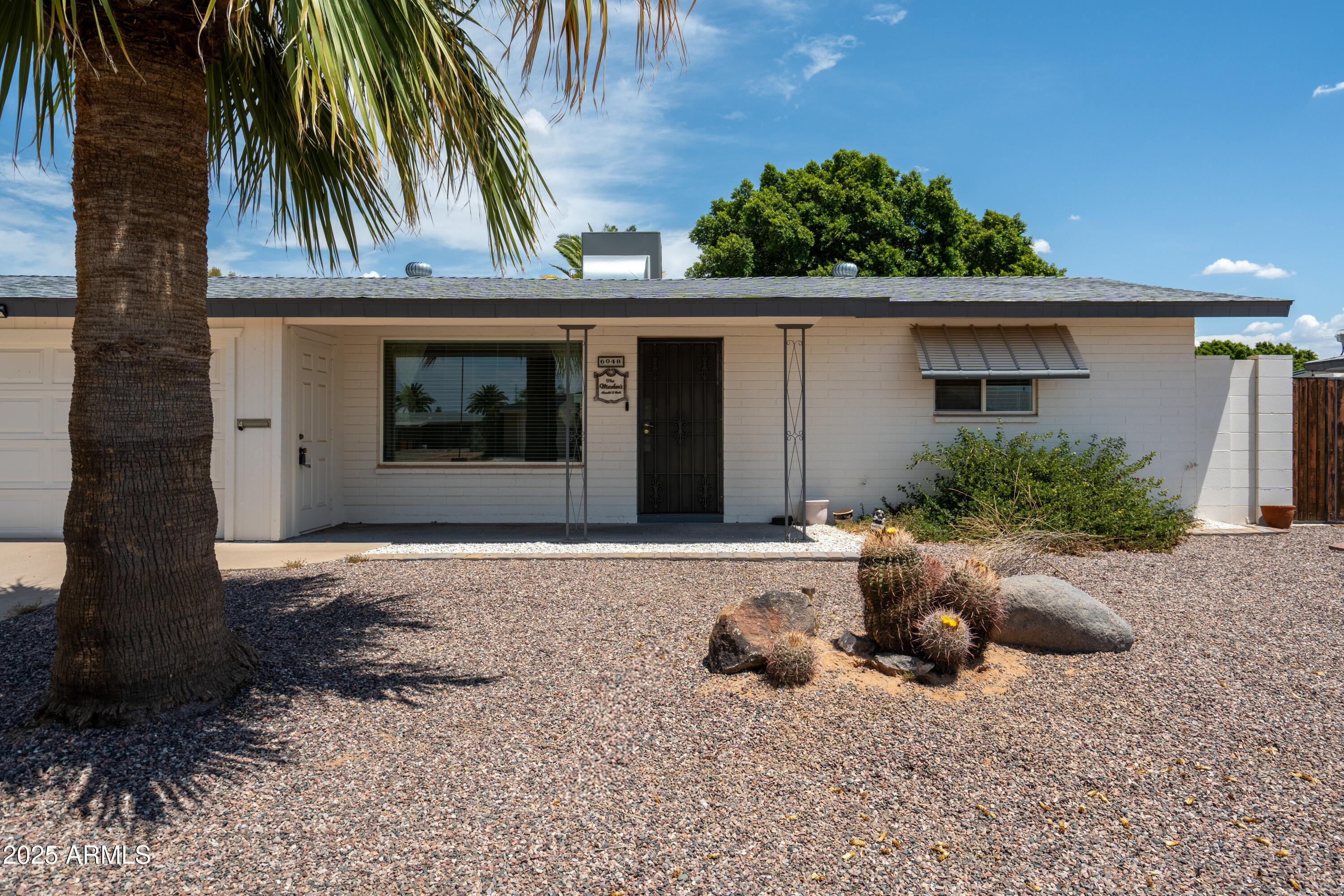 Property Photo: 6048 E Des Moines Street AZ 85205