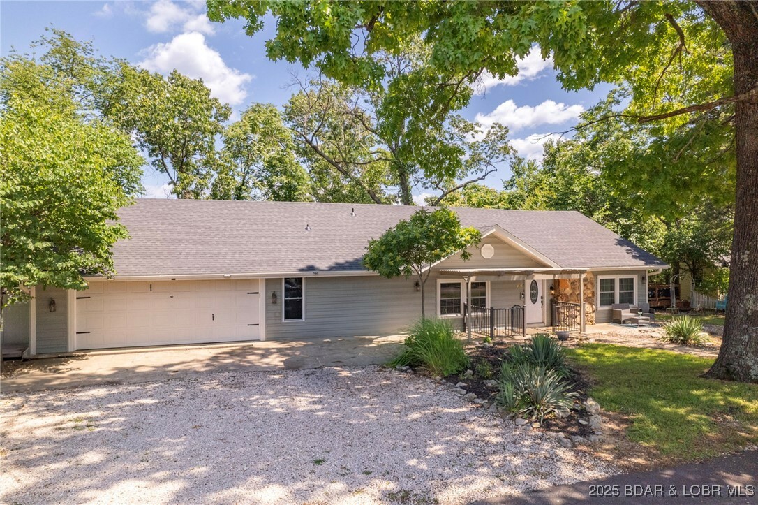 84 Arrowhead Beach Road  Lake Ozark MO 65049 photo