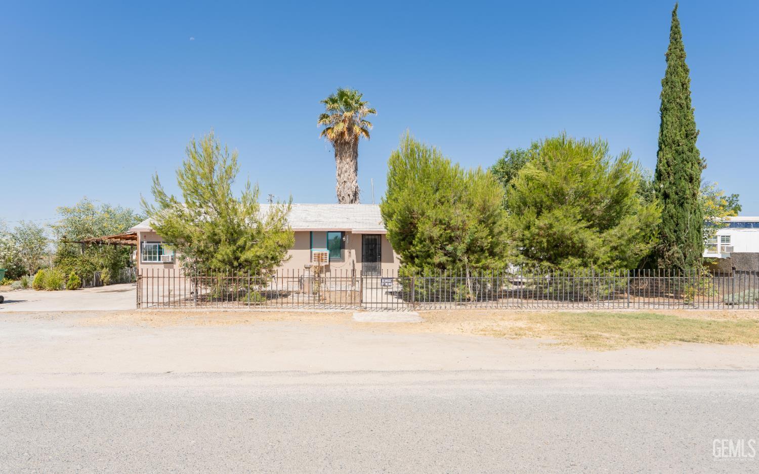Property Photo:  5435 Road 37  CA 93201 