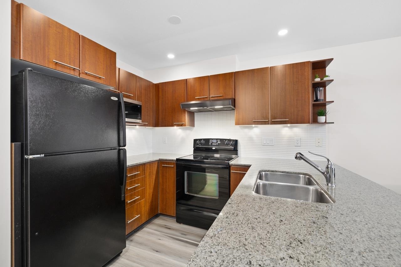 Property Photo:  4868 Brentwood Drive 116  BC V5C 0C2 
