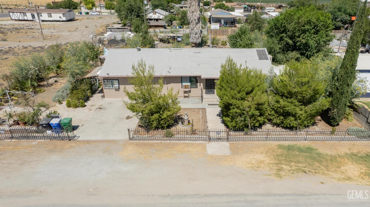 Property Photo: 5435 Road 37 CA 93201