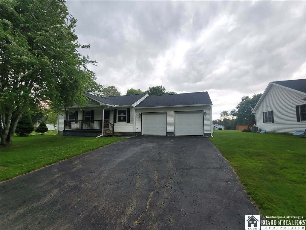 Property Photo: 260 Valleyview Avenue NY 14701