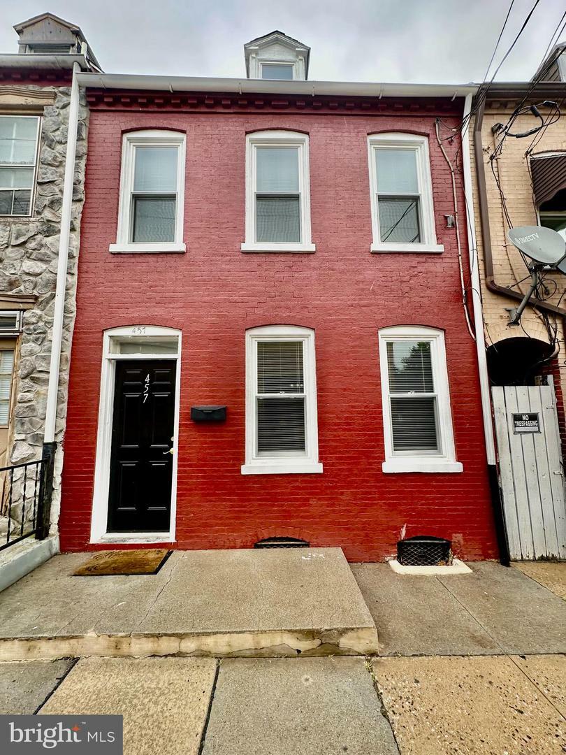 457 Pershing Avenue  Lancaster PA 17602 photo