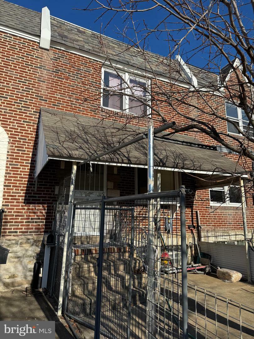Property Photo: 2113 Tyson Avenue PA 19149
