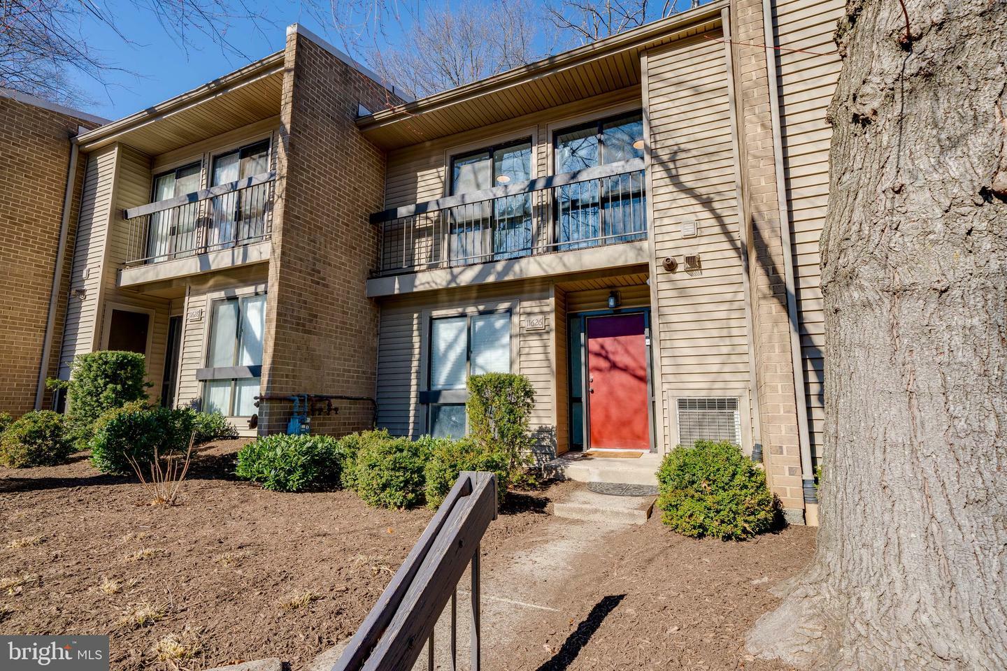 Property Photo: 11626 Ivystone Court 3B1 VA 20191