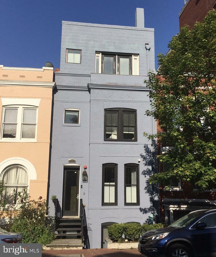 Property Photo:  2298 Champlain Street NW A  DC 20009 