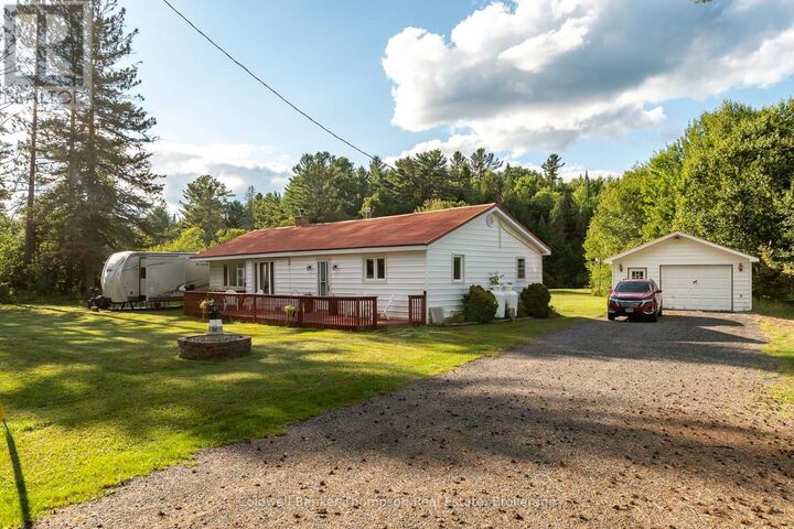 Property Photo: 4242 Ravenscliffe Road ON P1H 2J2