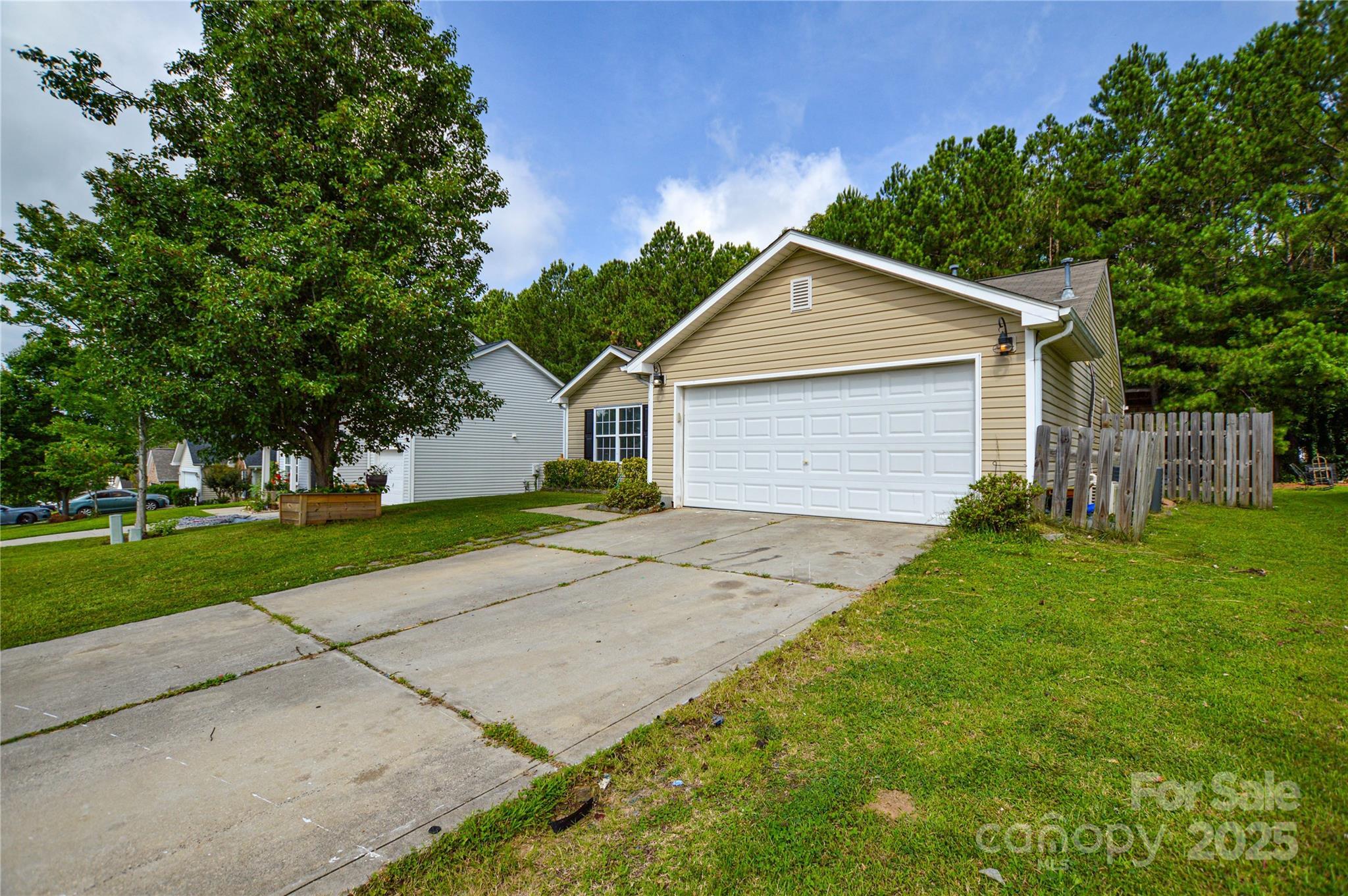 Property Photo:  1312 Shenandoah Circle  SC 29730 