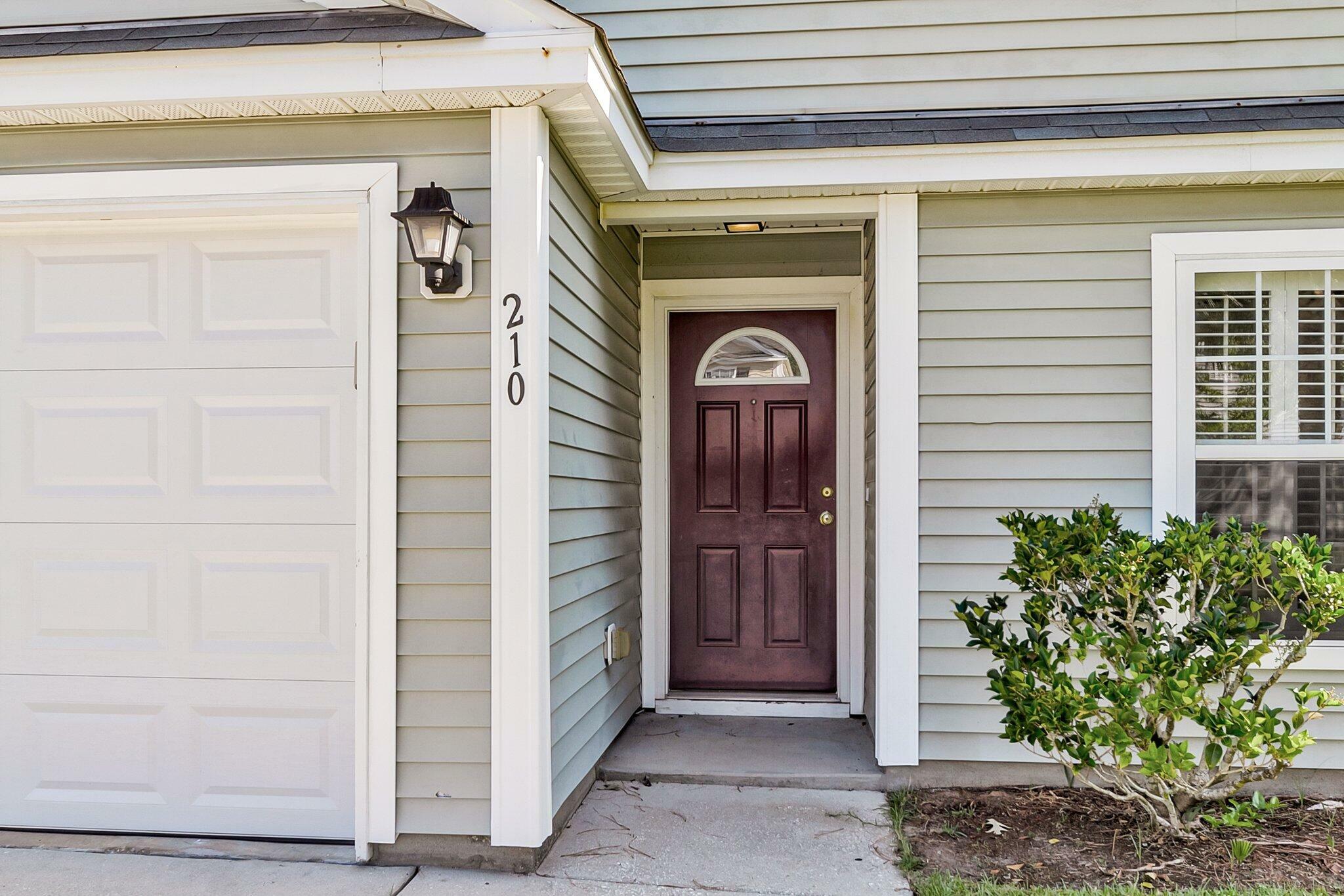 Property Photo:  210 Wildberry Lane  SC 29445 
