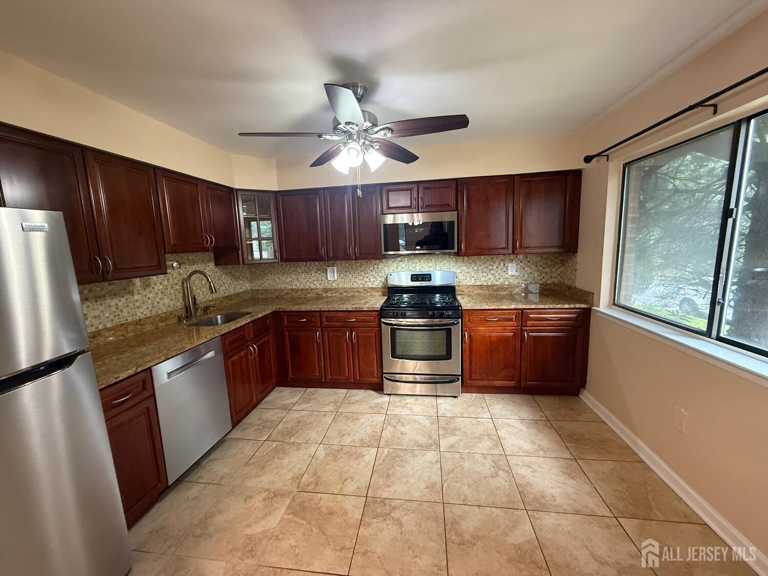 Property Photo: 1302 Edison Glen Terrace NJ 08837