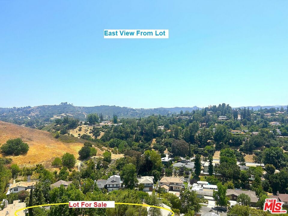 Property Photo: 22528 Uhea Rd CA 91364