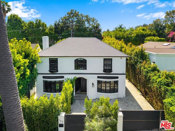 725 N Doheny Dr  Beverly Hills CA 90210 photo