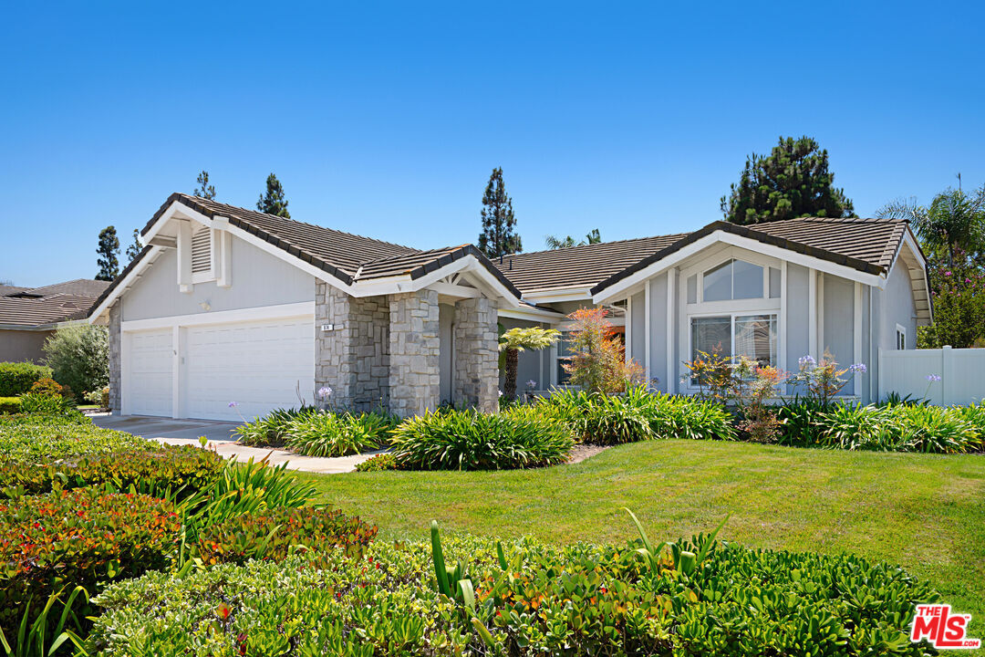 Property Photo: 874 Calle Portilla CA 93010