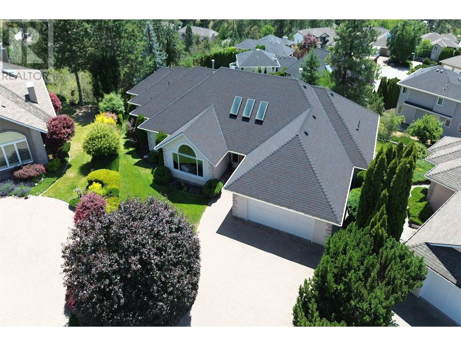 761 Siwash Court  Kelowna BC V1V 1N5 photo