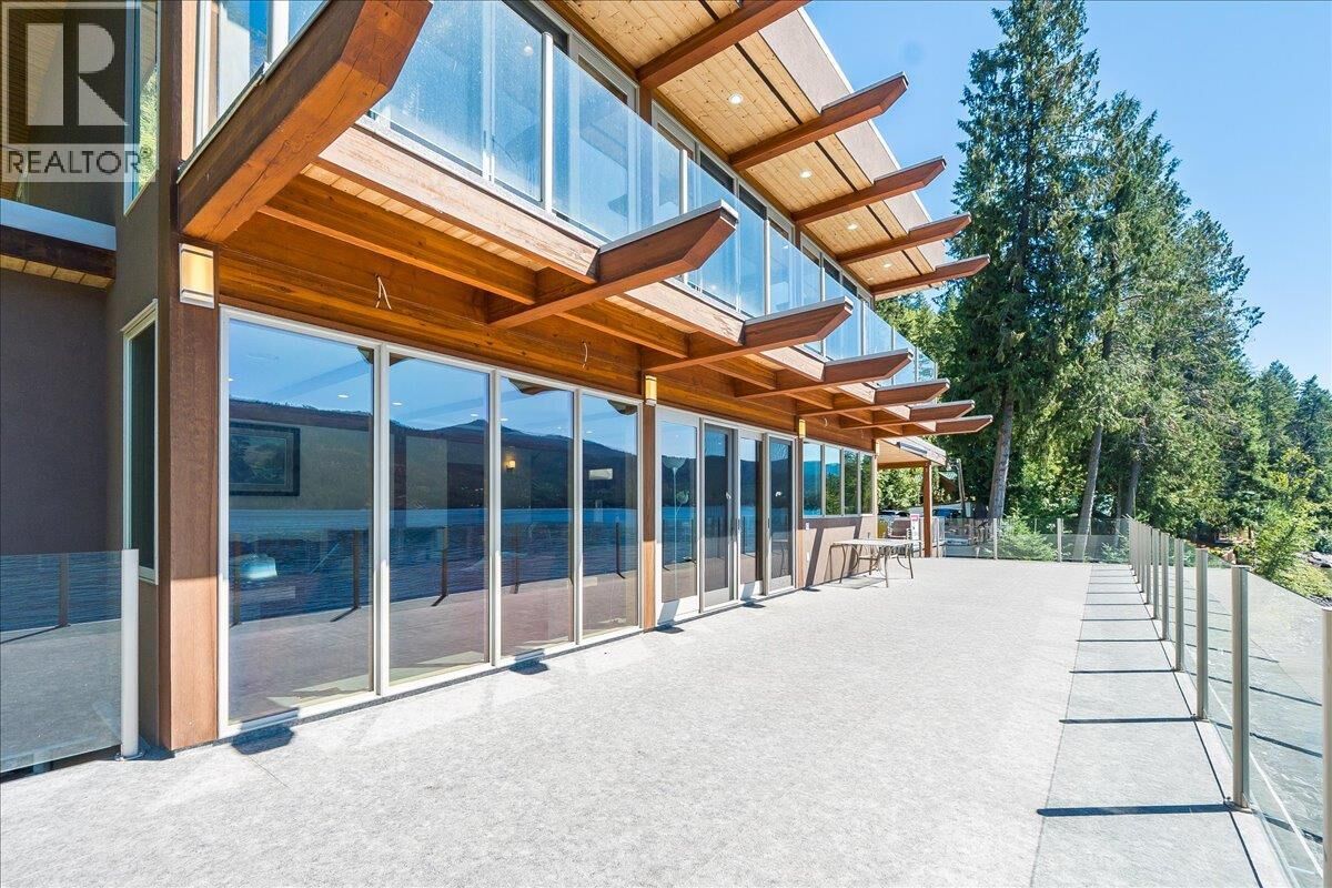 Property Photo: 2411 Sunset Drive BC V0H 1E2