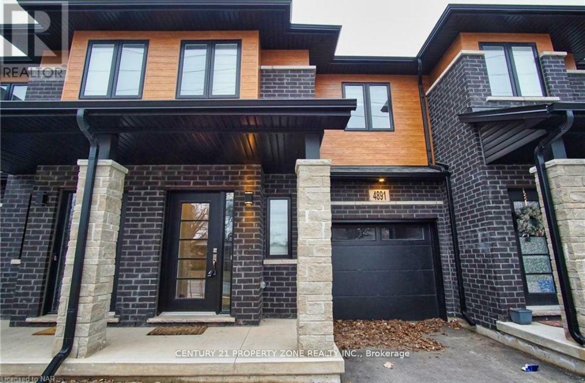 Property Photo: 4891 Pettit Avenue ON L2E 5H4