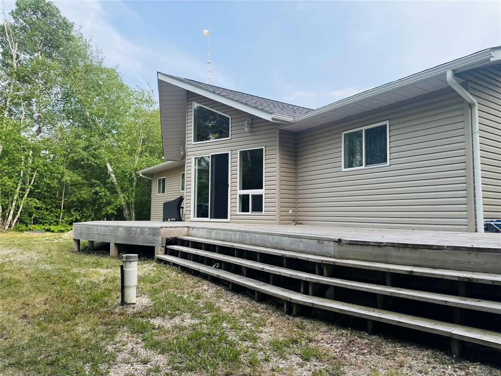 Property Photo:  3 Narrows West Drive  MB R0C 2K0 