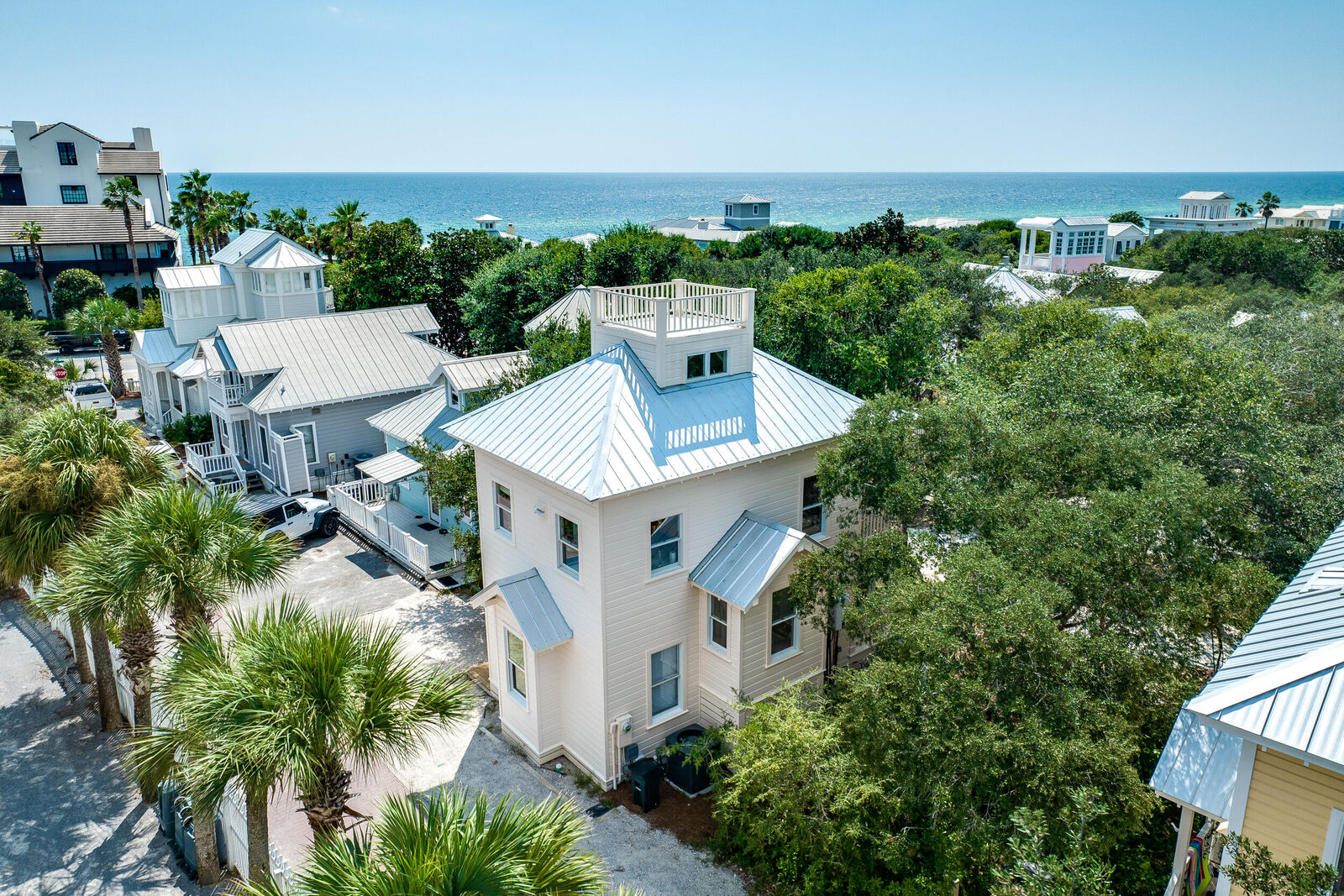 Property Photo: 54 Roberts Way FL 32459