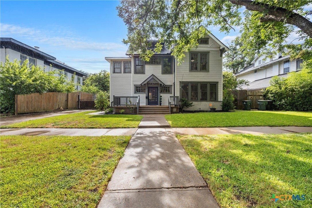 Property Photo: 610 N 7th Street TX 76501