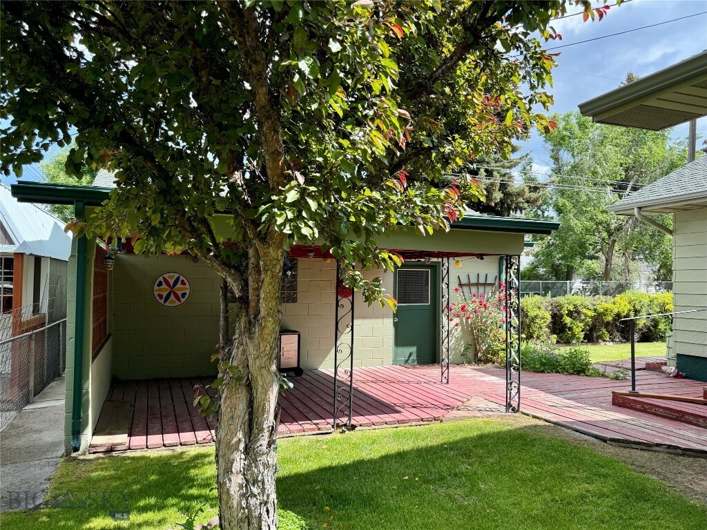 Property Photo: 2127 Wall MT 59701