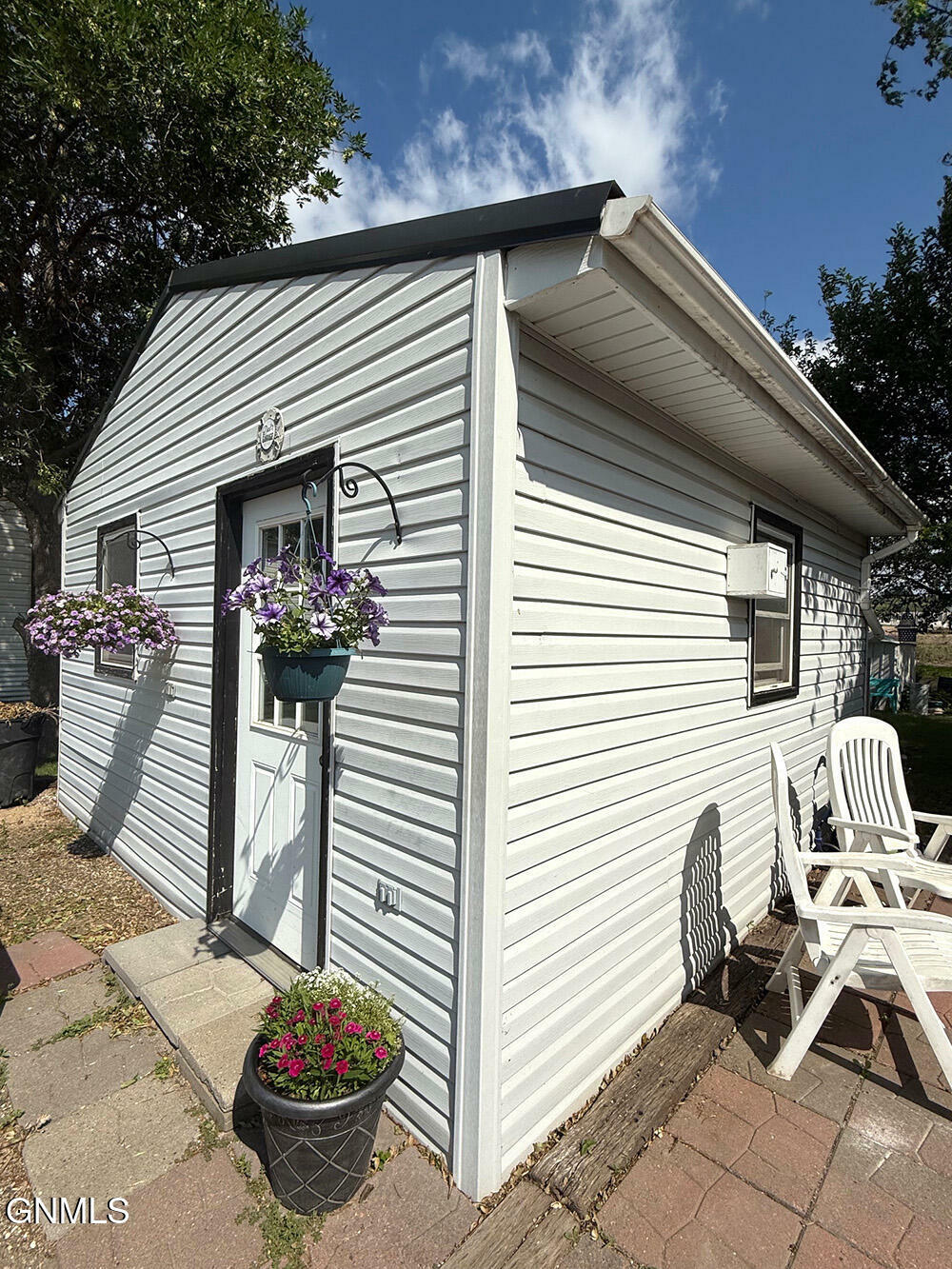 Property Photo:  1536 11th Street SW  ND 58072 