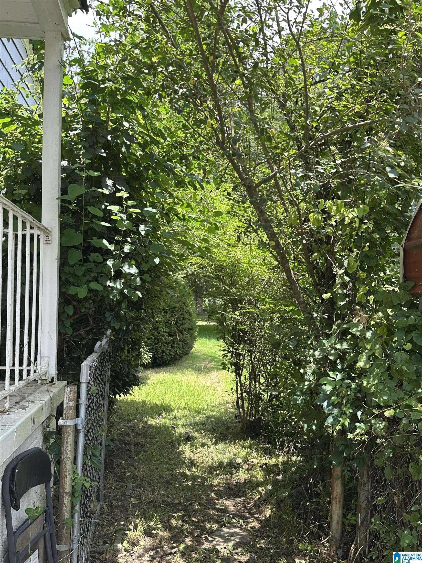 Property Photo:  216 Pinewood Avenue  AL 35228 