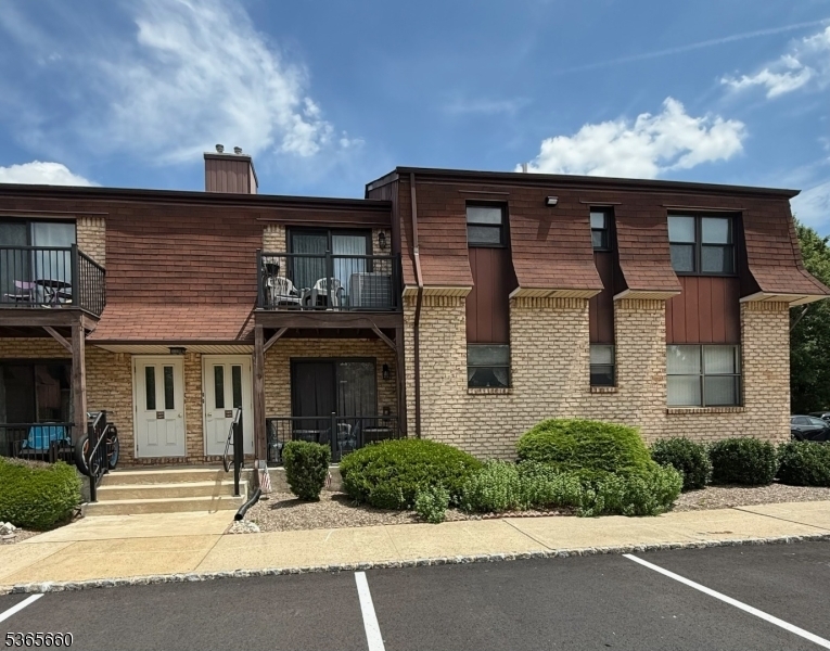 1405 Normandy Ct 1405  Raritan Twp. NJ 08822 photo