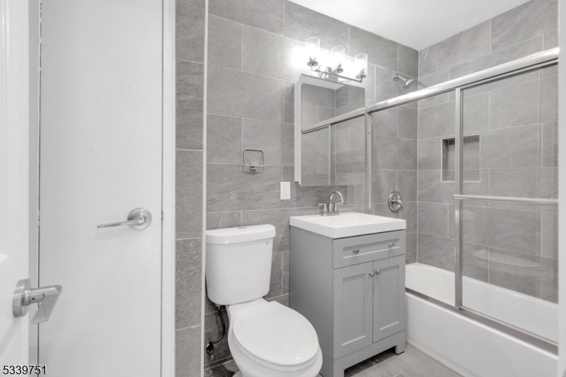 Property Photo: 557 S Broad St B6 NJ 07202