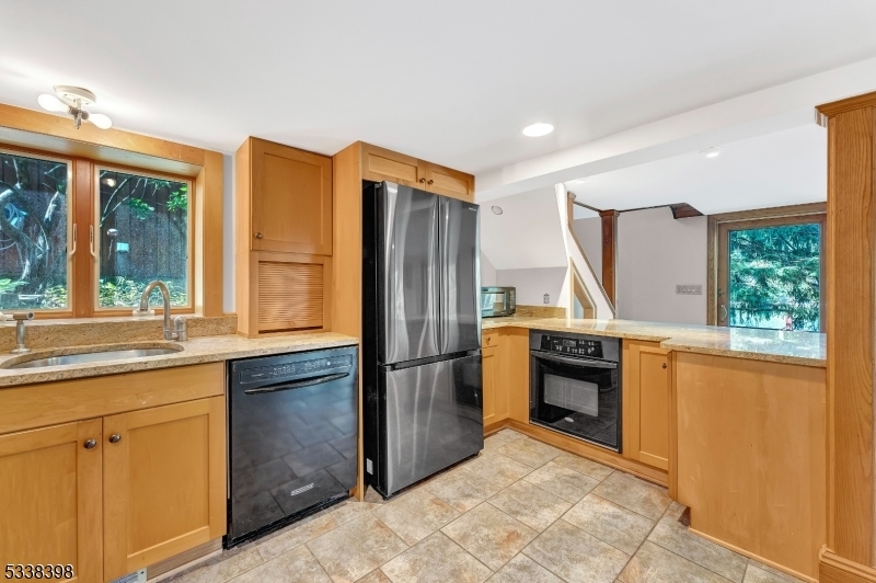 Property Photo: 91 Wood Pl NJ 07403