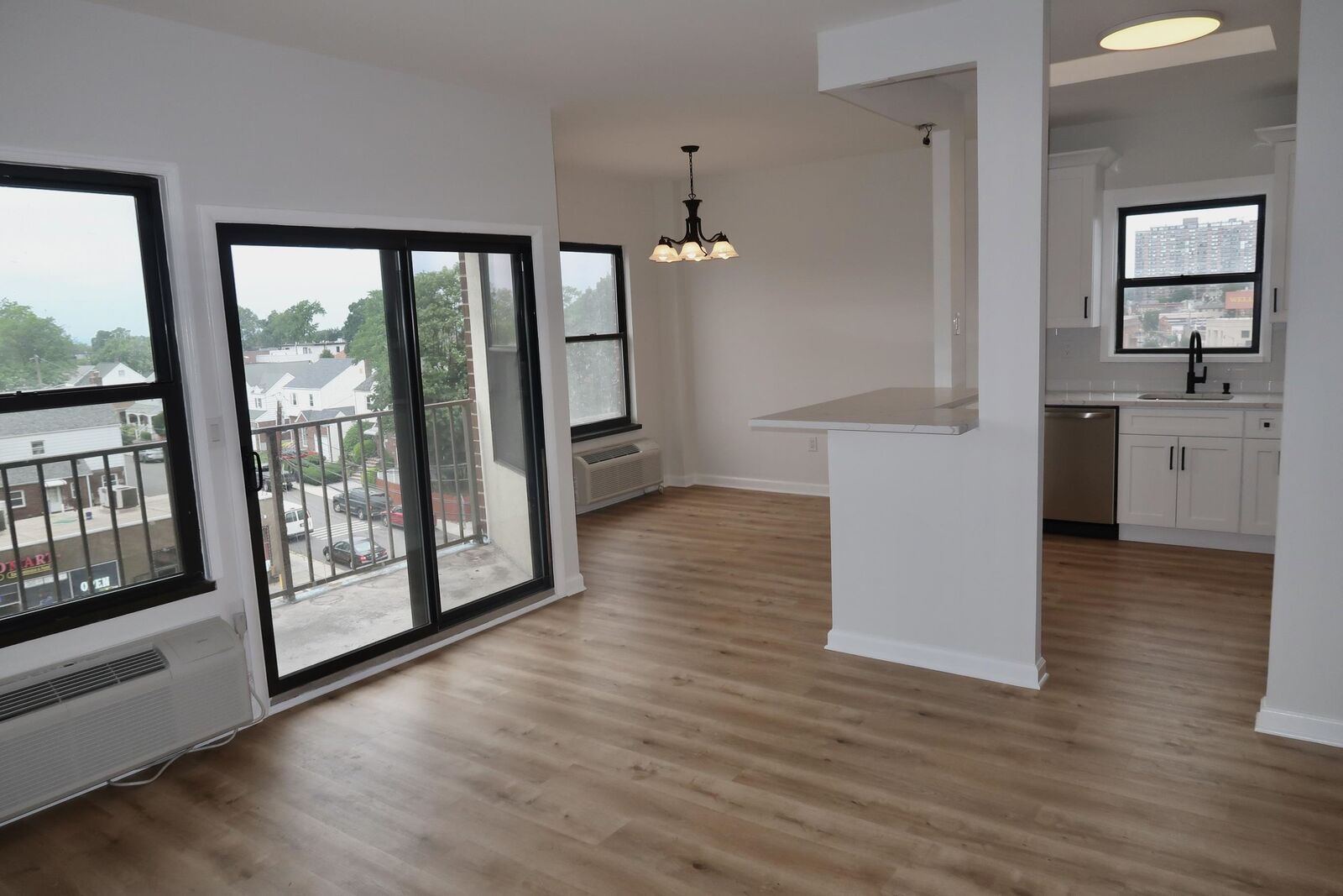 Property Photo: 584 Anderson Ave 5C NJ 07010