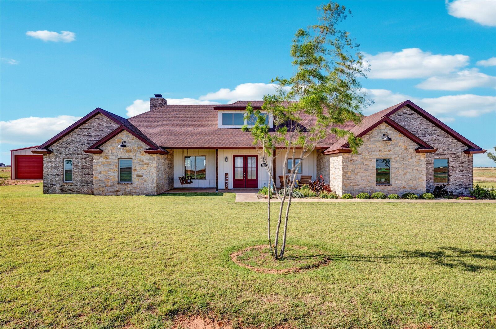 Property Photo: 4196 Mark Street TX 79358
