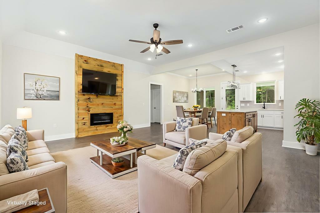Property Photo:  313 Shirey Lane  TX 75901 