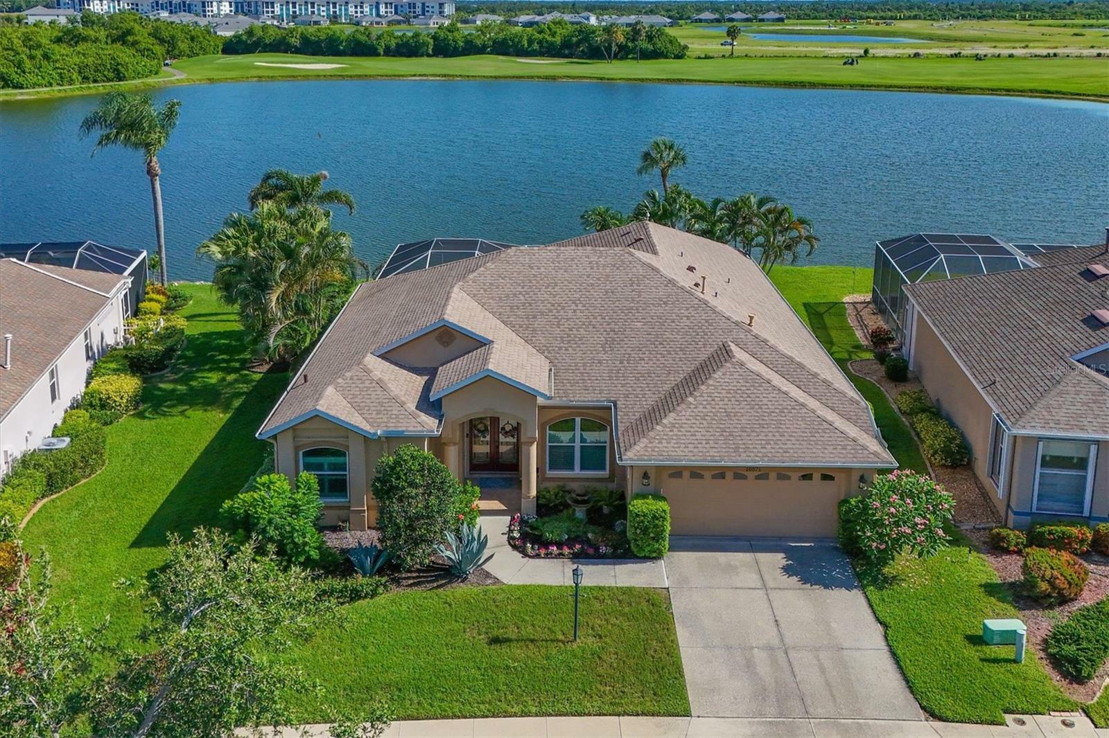 Property Photo: 10571 Old Grove Circle FL 34212