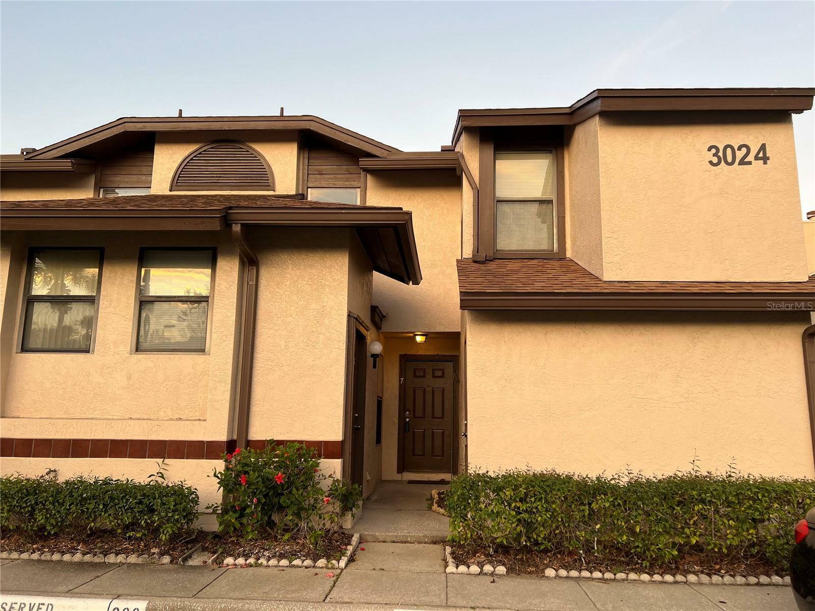 3024 S Semoran Boulevard 7  Orlando FL 32822 photo