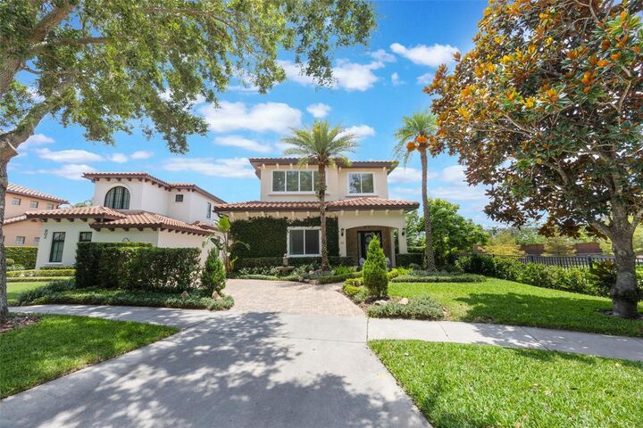 Property Photo:  800 Hamilton Place Court  FL 32789