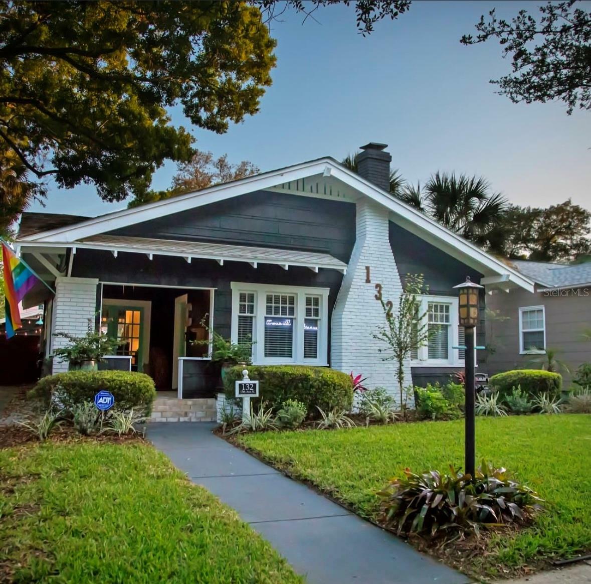 132 17th Avenue N  St Petersburg FL 33704 photo