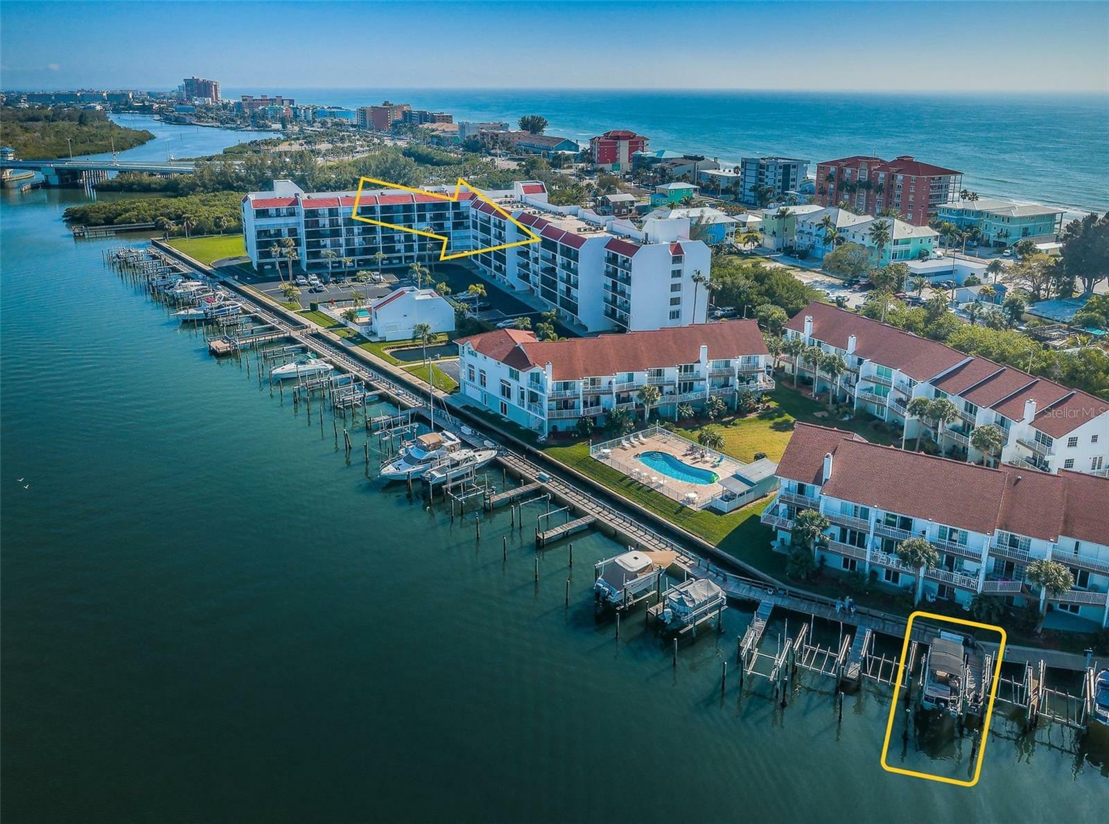 Property Photo: 19111 Vista Bay Drive 603 FL 33785