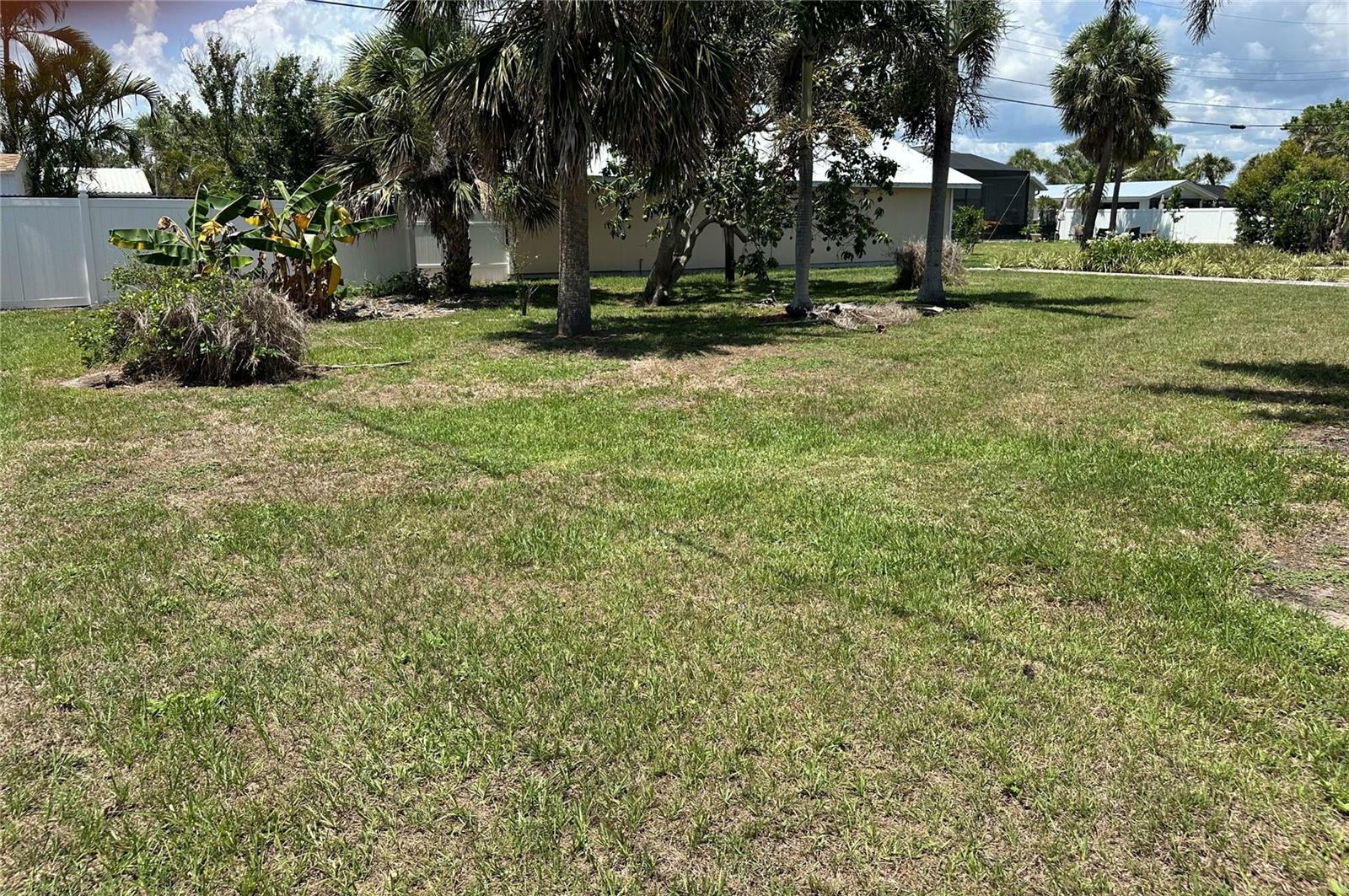 Property Photo: 232 Fiesole Street FL 34285