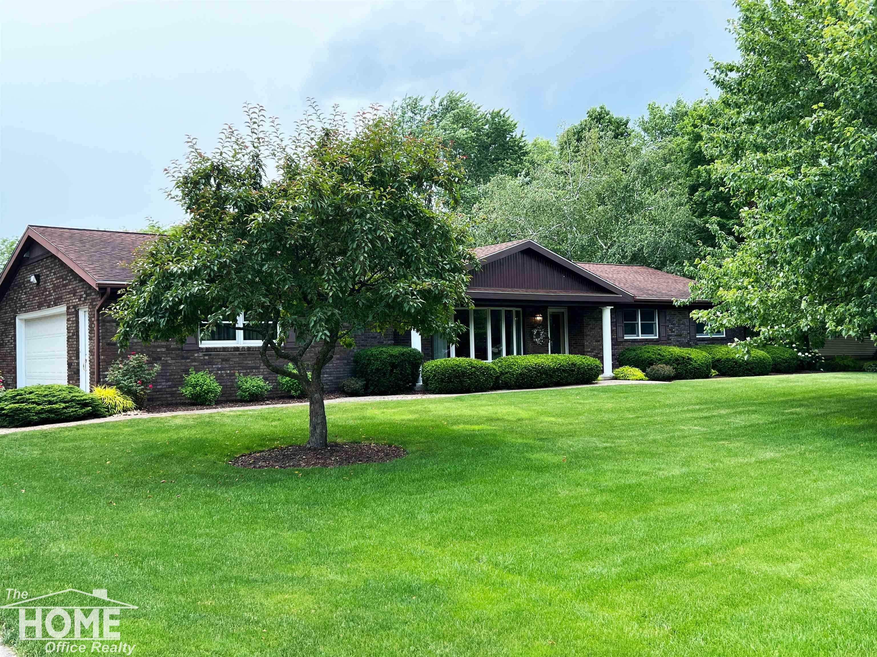 2367 Meadowdown Drive  Owosso MI 48867 photo