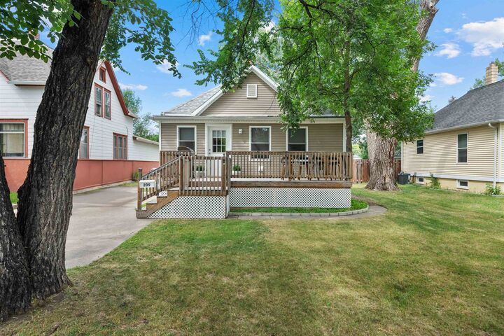 209 7th Ave NE  Minot ND 58703 photo