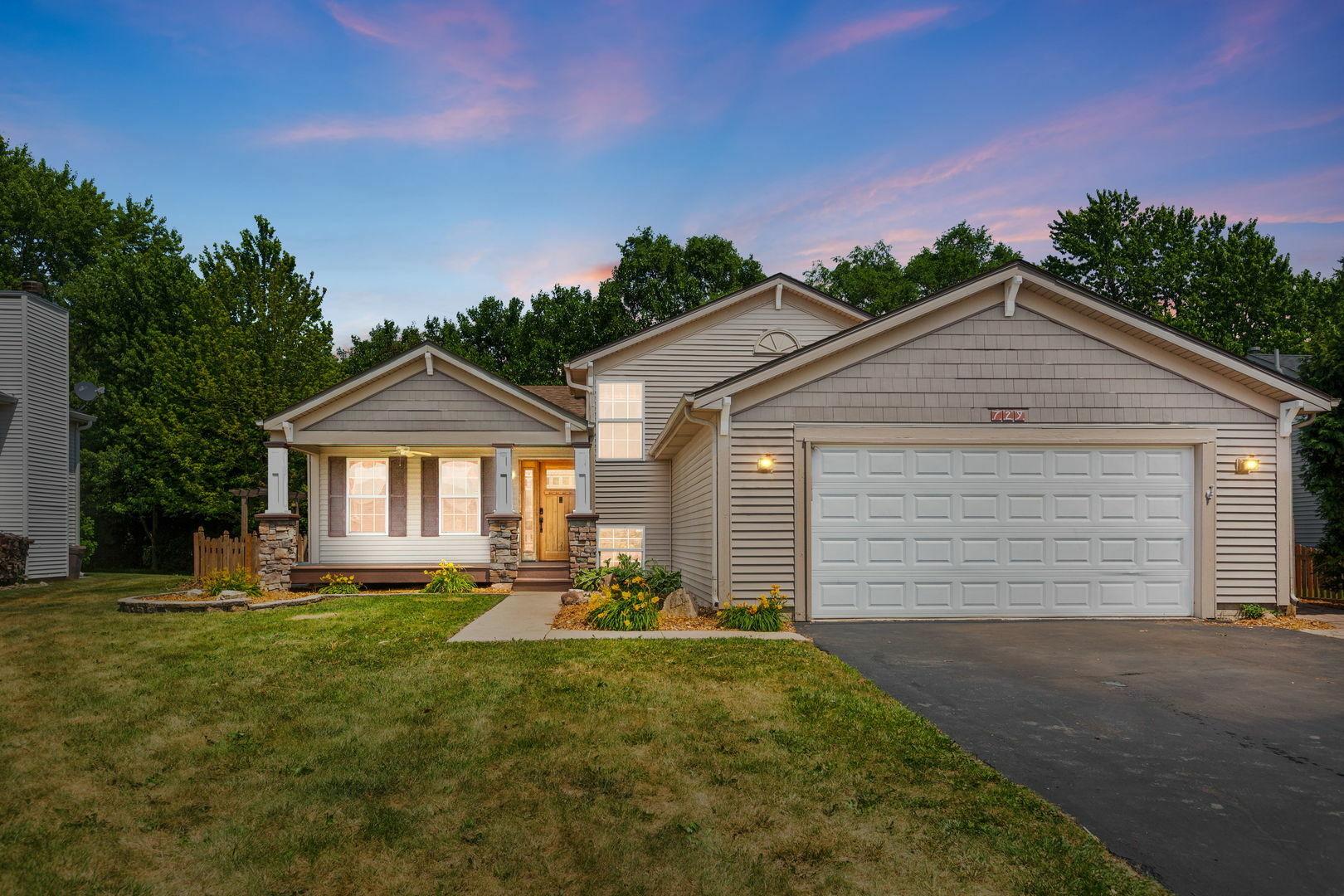 729 Creek Bend Lane  Antioch IL 60002 photo